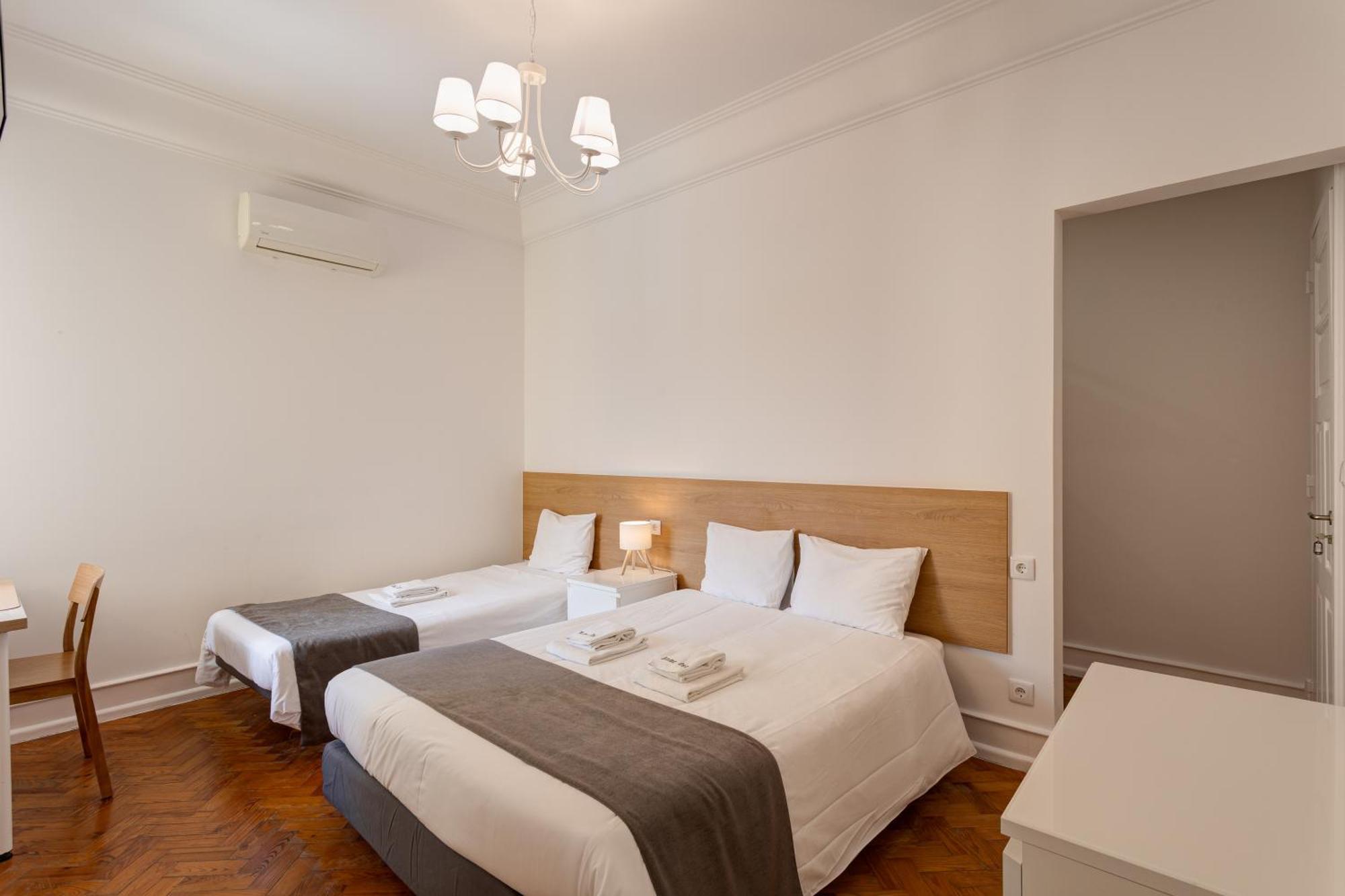 Home Out Rooms & Apartments