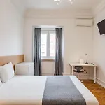 Home Out Rooms & Apartments
