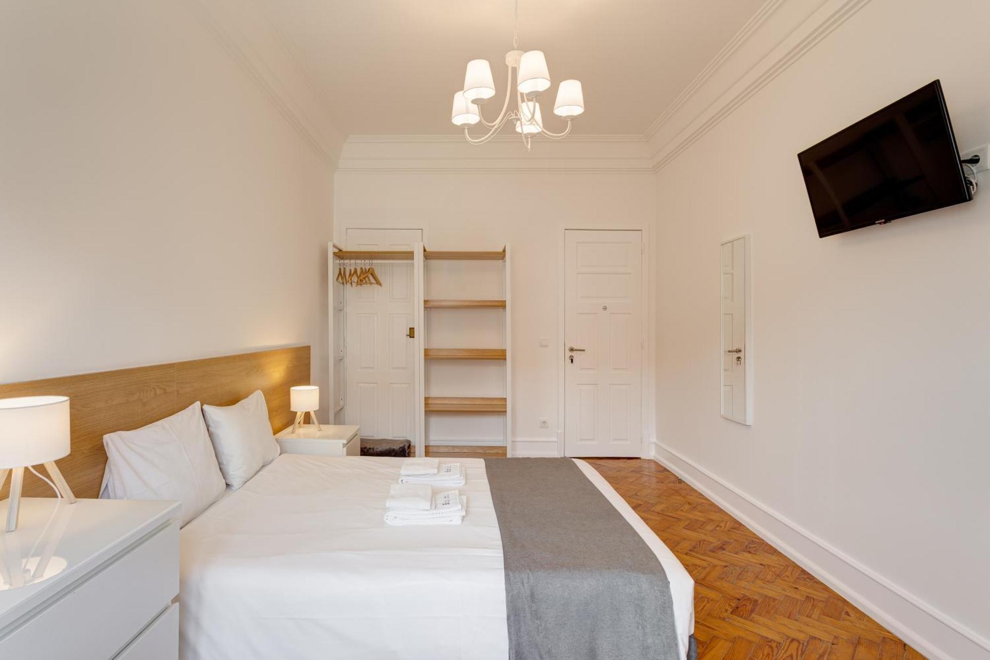 Out & Apartamento *